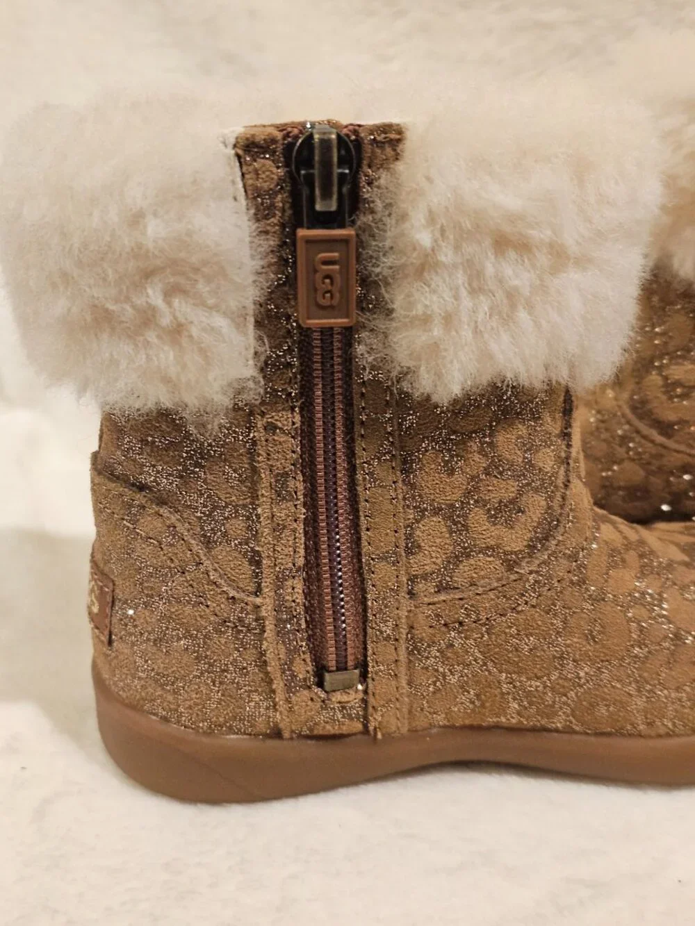 UGG® Girls' Jorie II Glitter Leopard Print Booties (8)